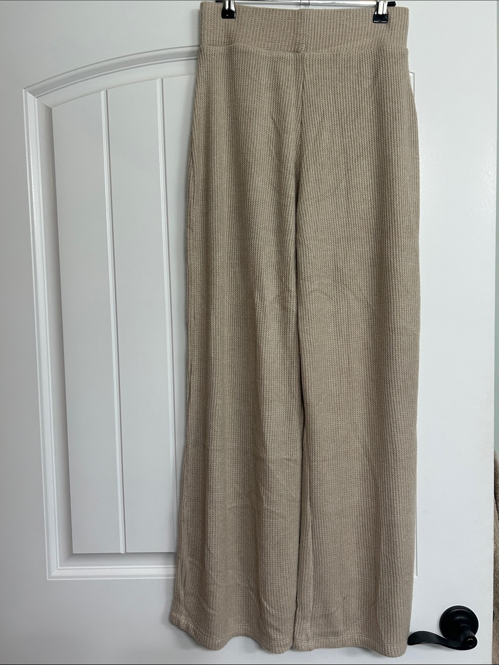 Zenana Waffle Knit Two-Piece Loungewear Set - Taupe/ Size Small - Picture 6 of 10